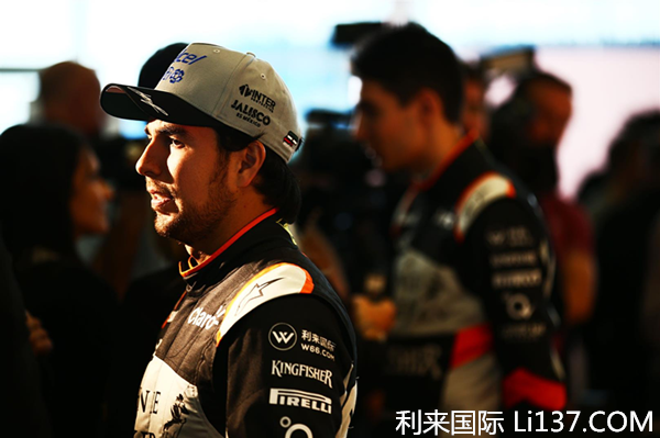 爱游戏体育-雷诺车队绝杀威廉姆斯，佩雷兹惊艳四座