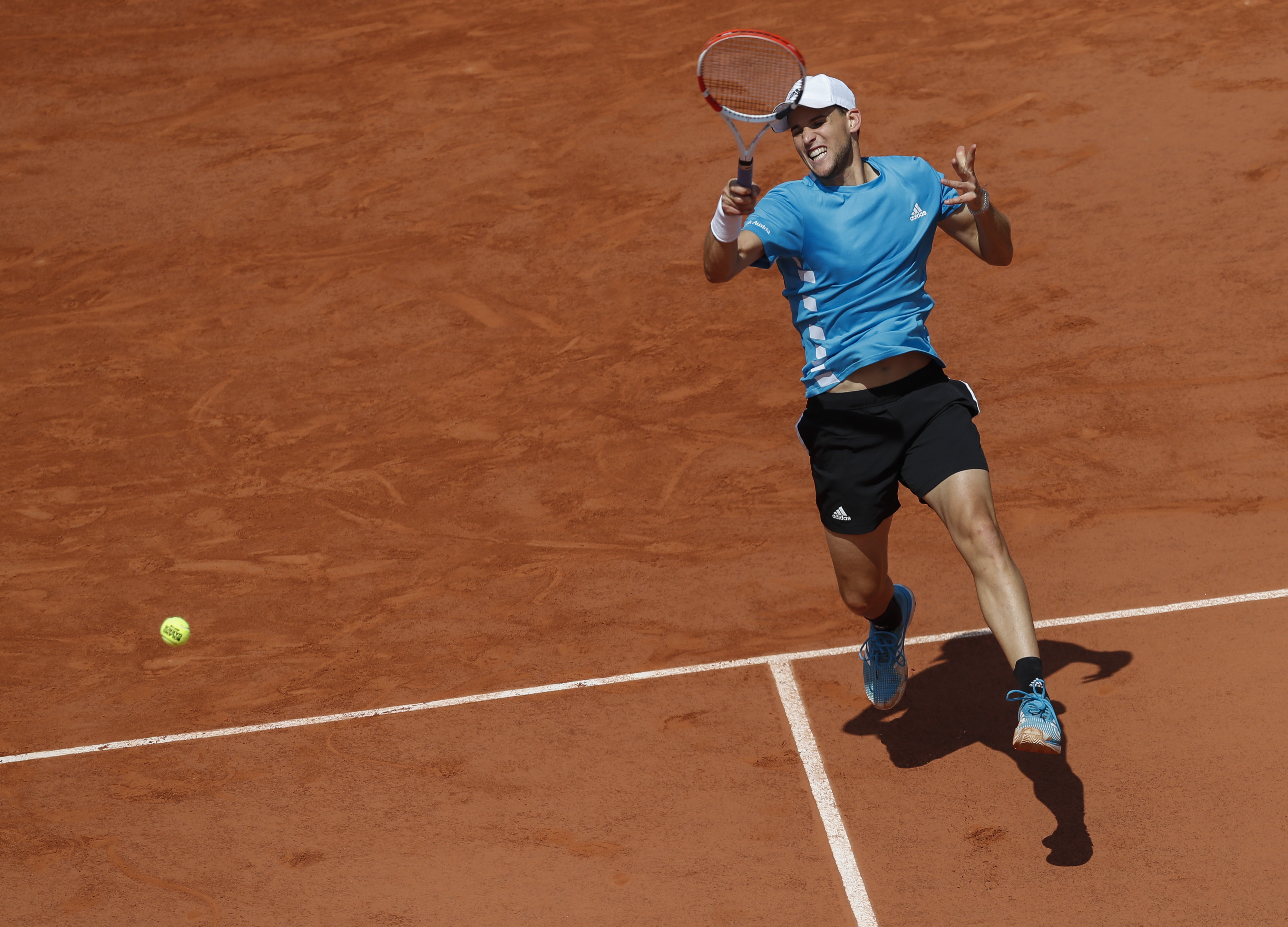 爱游戏tv-年终总决赛力克法网，蒂姆惊艳四座