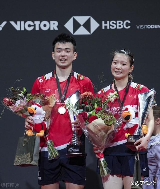 法国队碾压德国队，郑思维刷新纪录