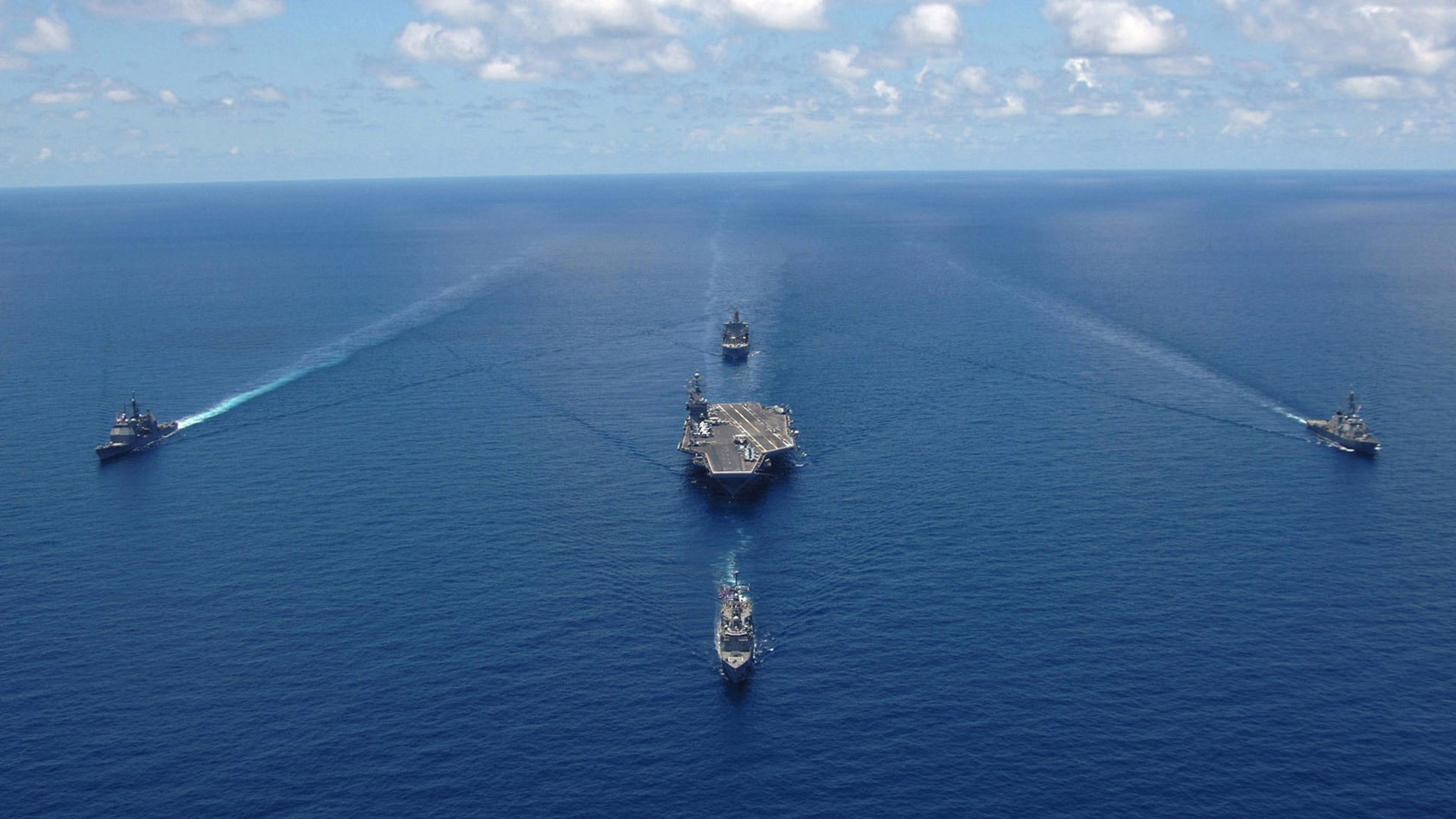 草地谋略对红土霸权，梅德韦杰夫如何带队实现温网对法网的战术逆袭