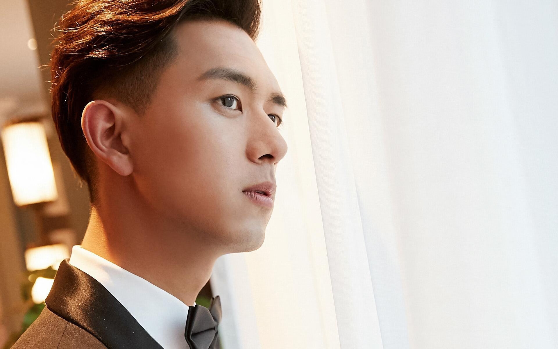 爱游戏下载-当冰冷数据碾过狂欢泡沫，年终总决赛如何为竞技体育正名