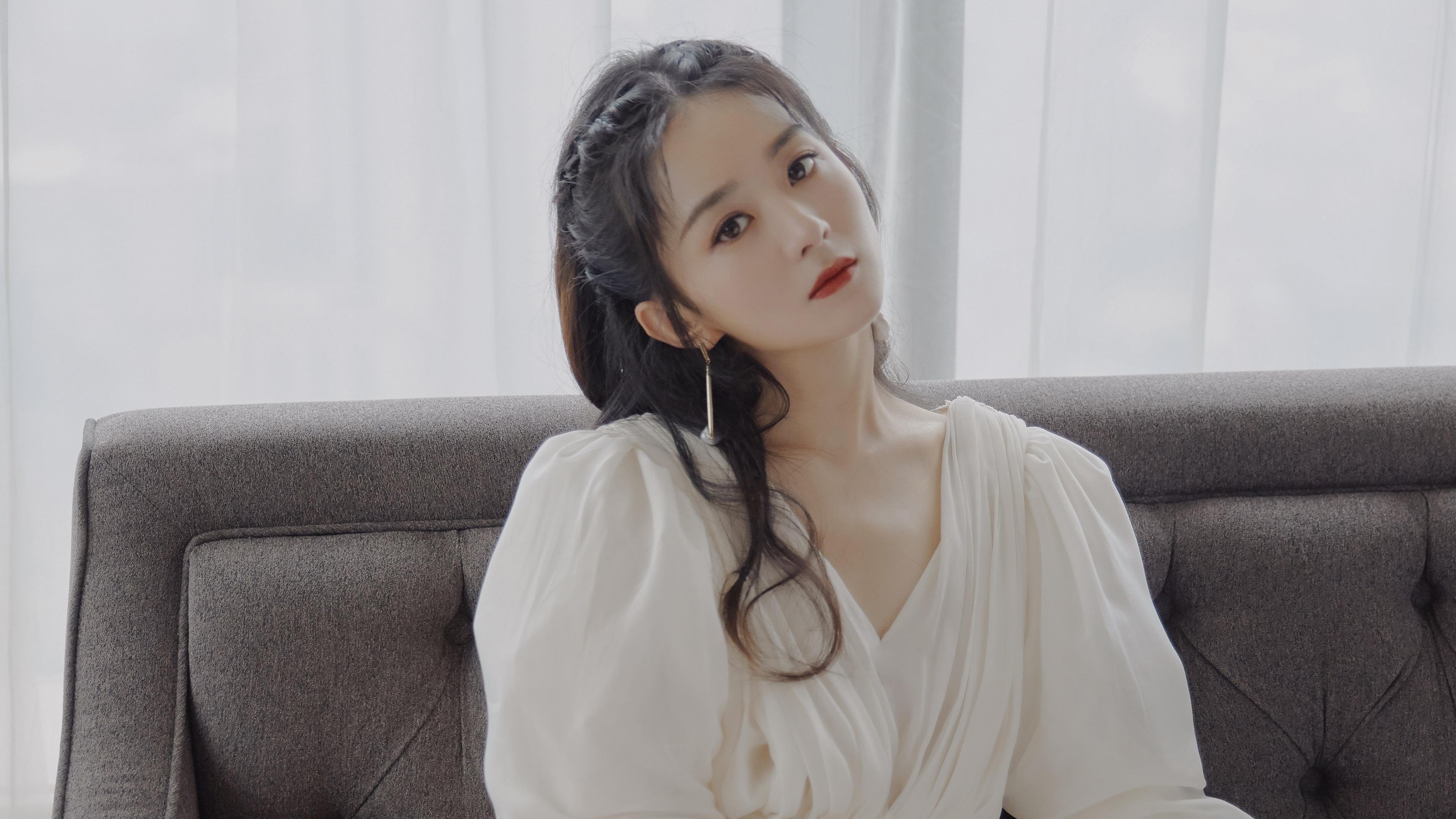 引擎轰鸣VS临门一脚,当F1揭幕战遇上美阿足球破界之战