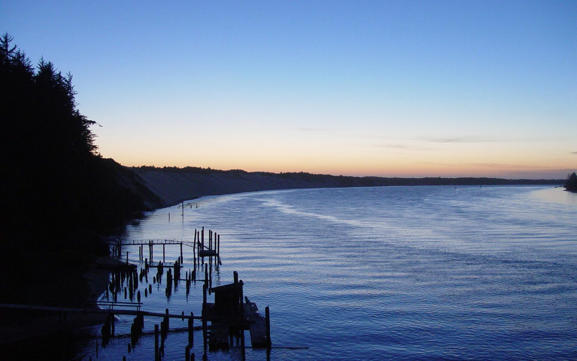 黑色闪电与冰封战术,迪亚斯的个人英雄主义与波兰的窒息封锁