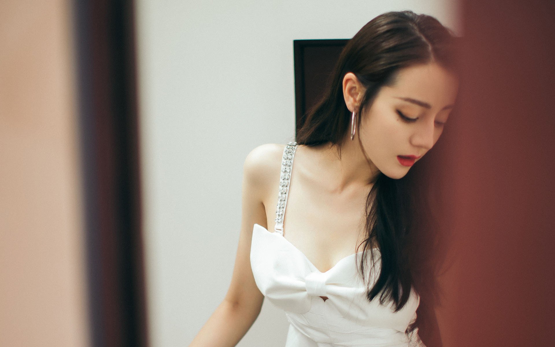 极限之地与足球圣殿的对话，阿根廷用狂胜为冰岛谱写赞歌